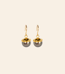 Granulated Johannes Earring in Tahitian Pearl
