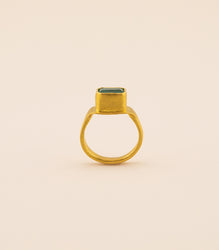 Emerald Ur Ring