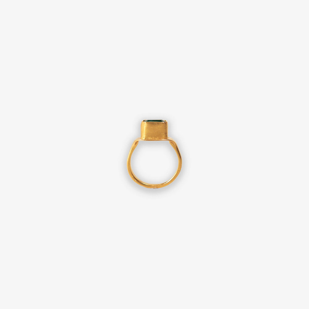 Emerald Ur Ring