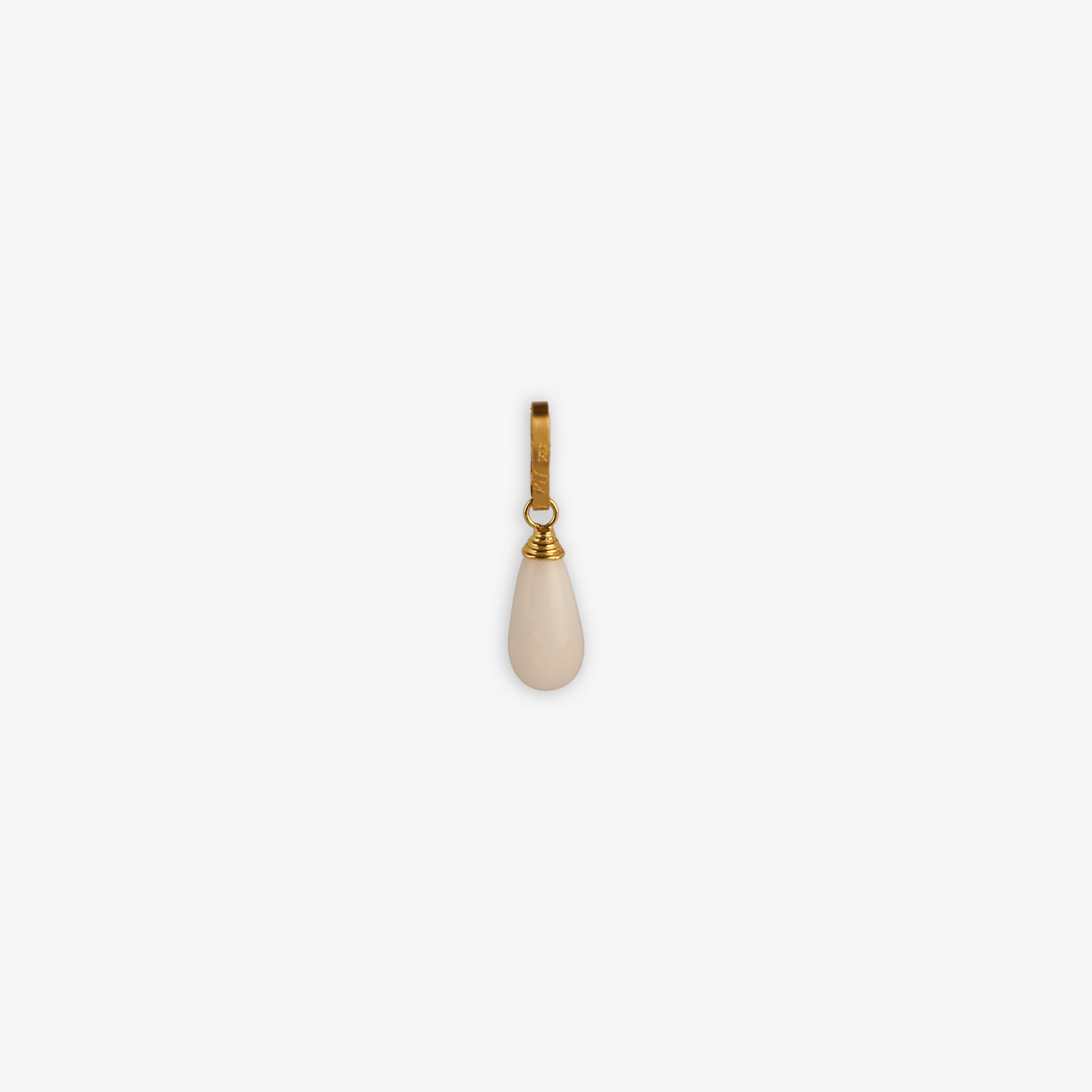 natural-clam-pendant-1