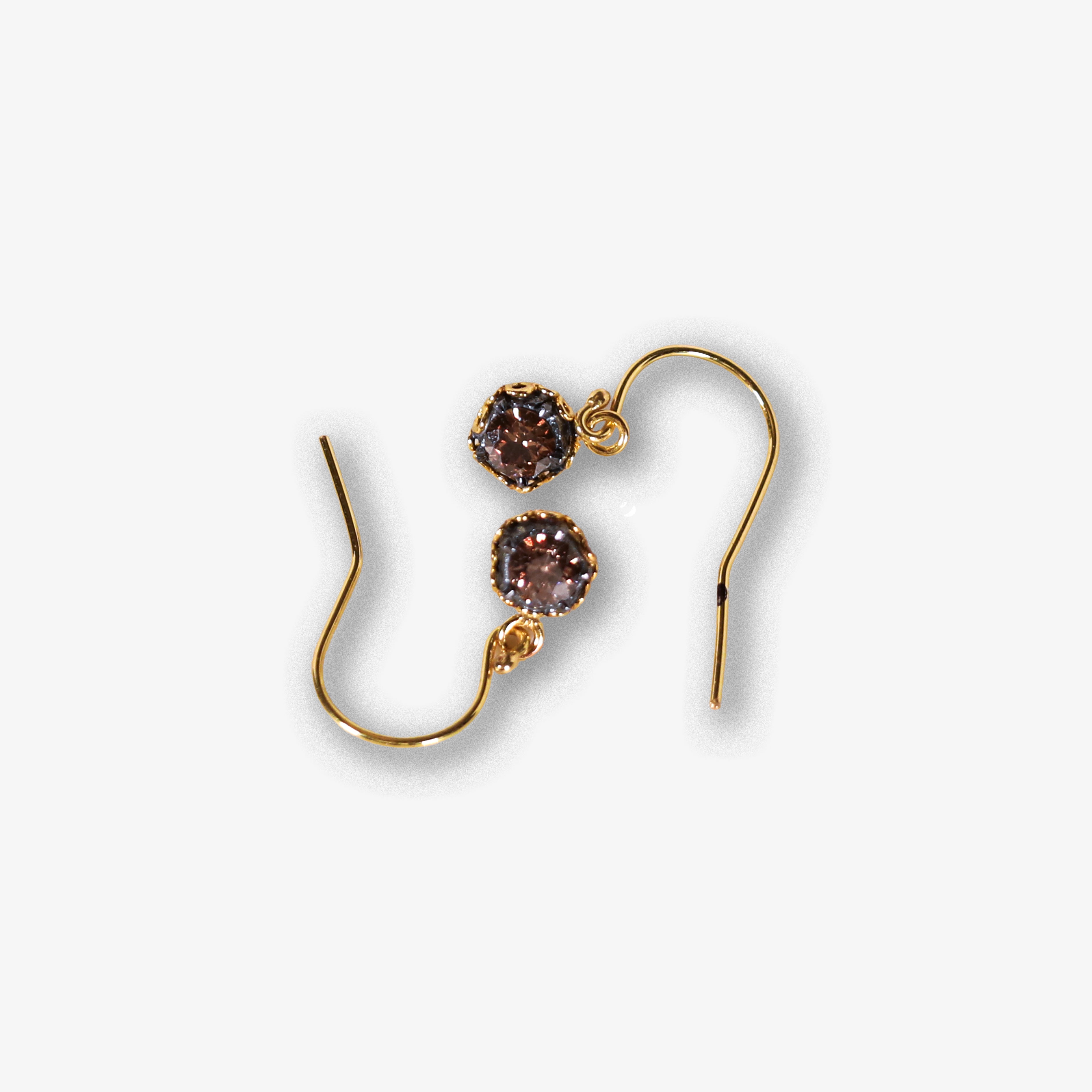 cut-down-collet-lace-back-earrings-in-brown-diamond